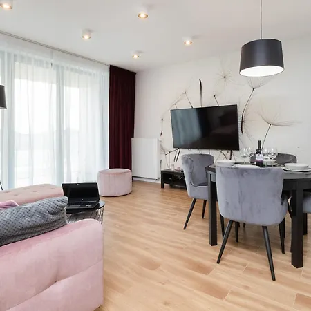 Tarasy Baltyku Piekny Z Duzym Balkonem By Renters Prestige Apartment